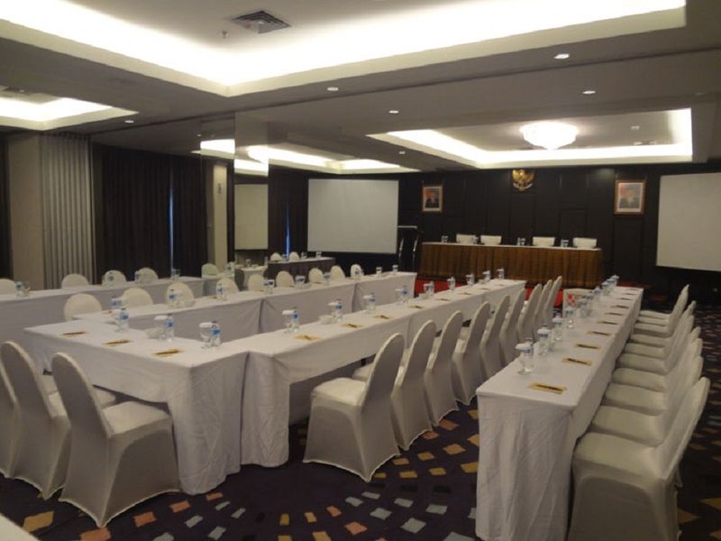 Hotel Diradja Jakarta Extérieur photo