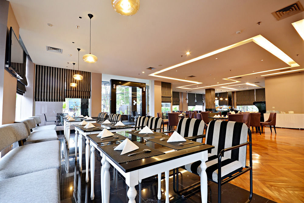 Hotel Diradja Jakarta Extérieur photo